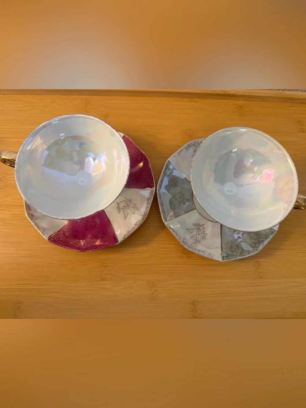 Fredroberts Set of 2 Iridescent teacups and Saucers - Pink & Light Blue